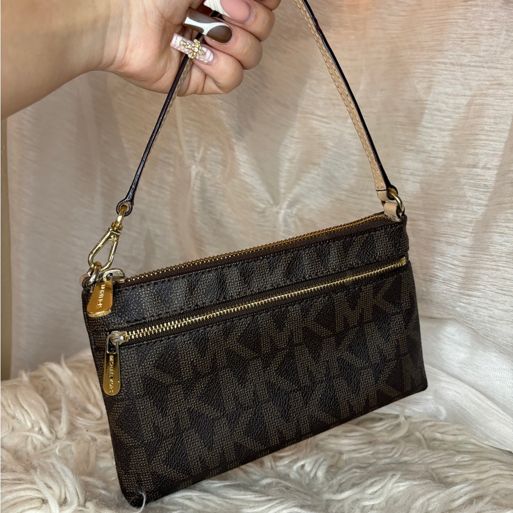 MICHAEL KORS SHOULDER BAG